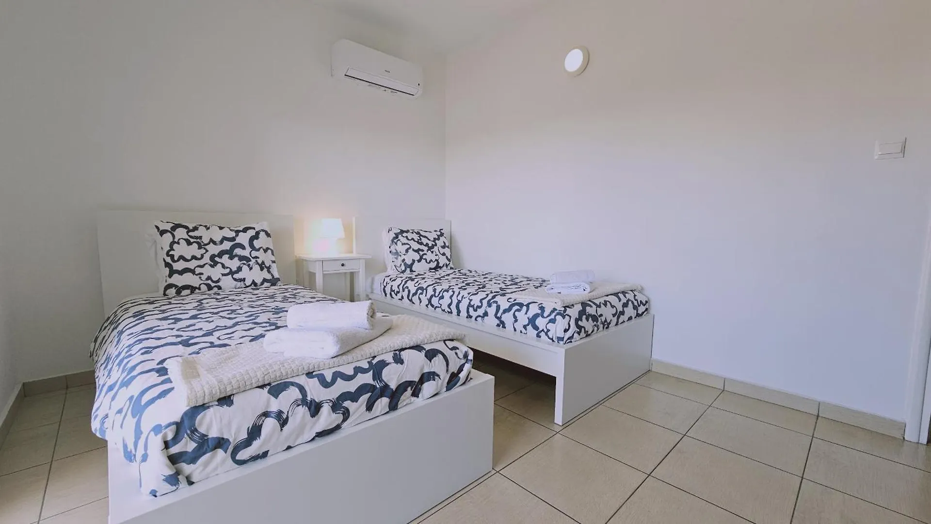 Stay Skyline Nest Larnaca Apartment