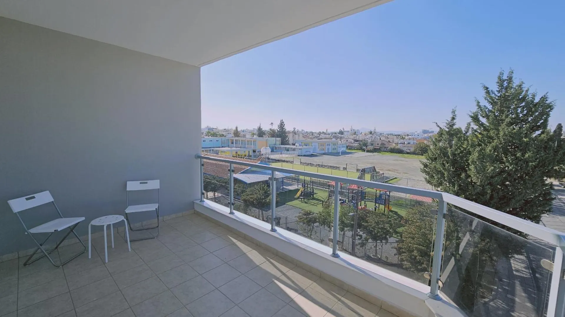 Apartment Stay Skyline Nest Larnaca