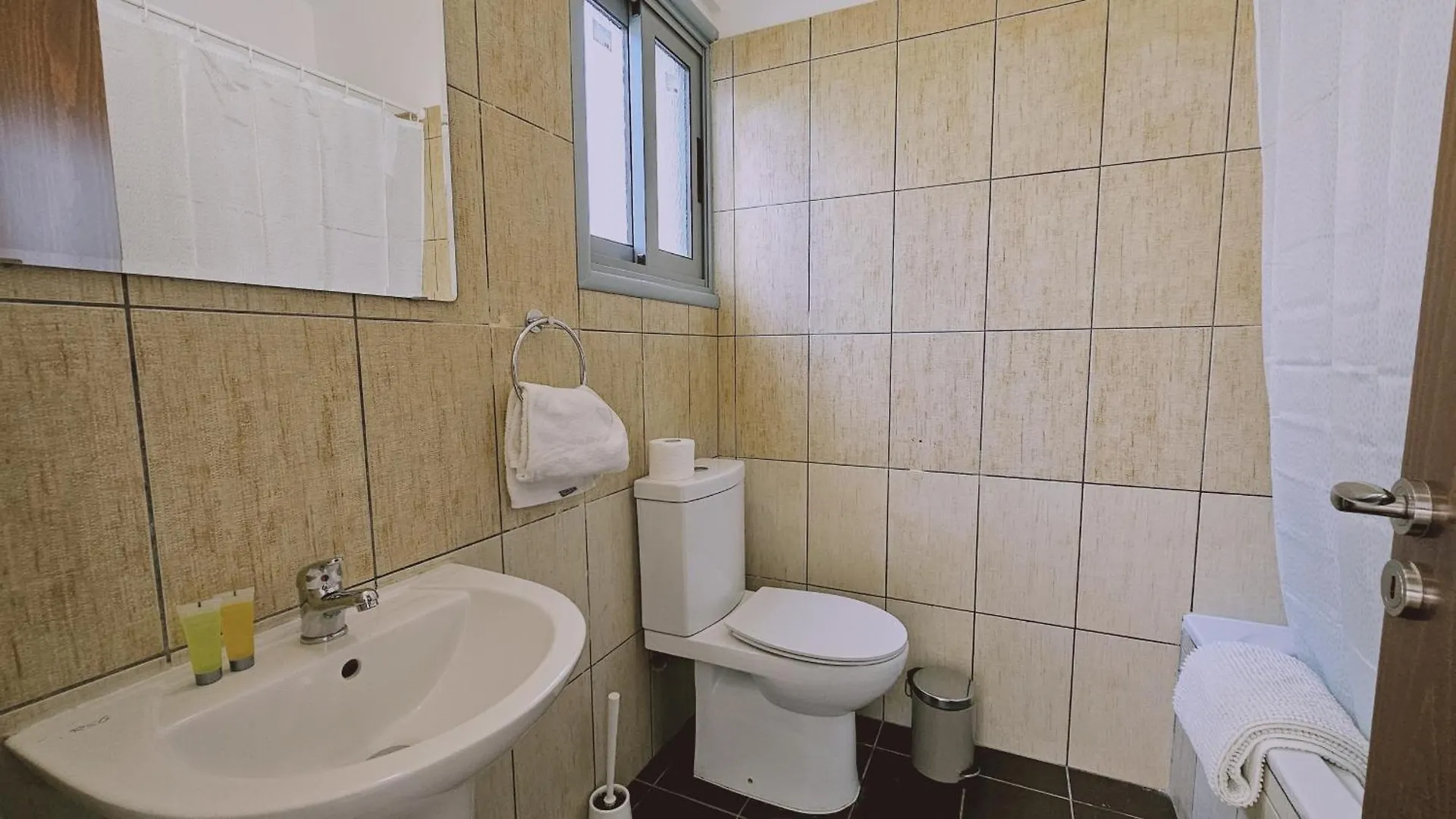 Stay Skyline Nest Larnaca